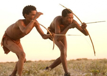 Els boiximans del Kalahari (per Jordi Solé)